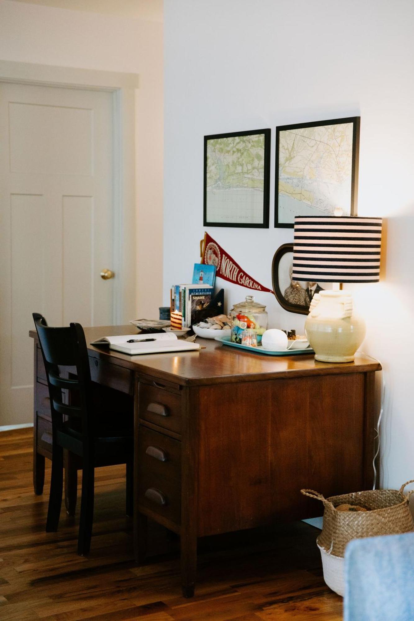 Cottage By The Sea: Pagnotto Shellback House オーク・アイランド エクステリア 写真